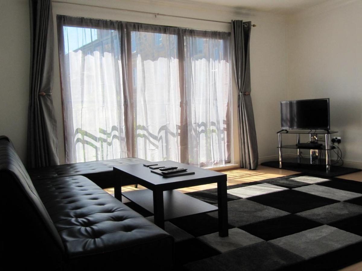 Cozy Off Road 2 Bedroom Cottage Apartment With Free Wi-Fi And Private Parking Glasgow Exterior photo